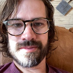 Meet your Posher, Adam